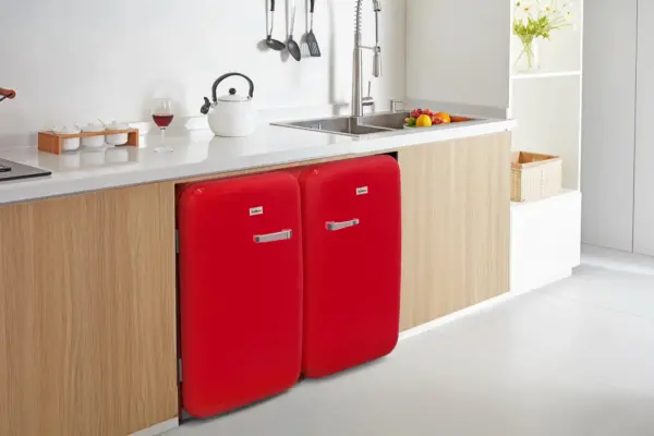 SNOMASTER DBQ-220E UNER COUNTER RED RETRO FREEZER Masons